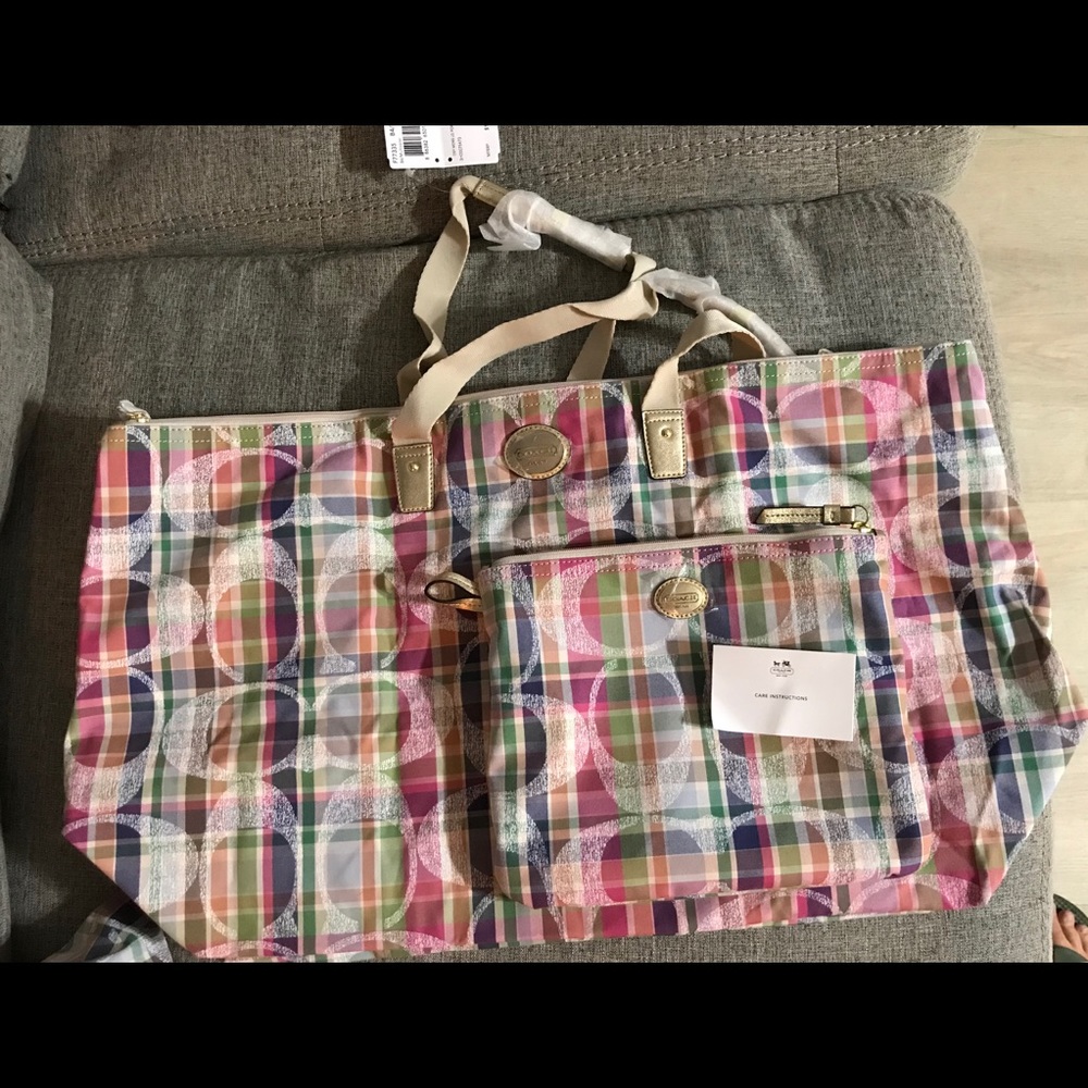 Cute coach travel bag!